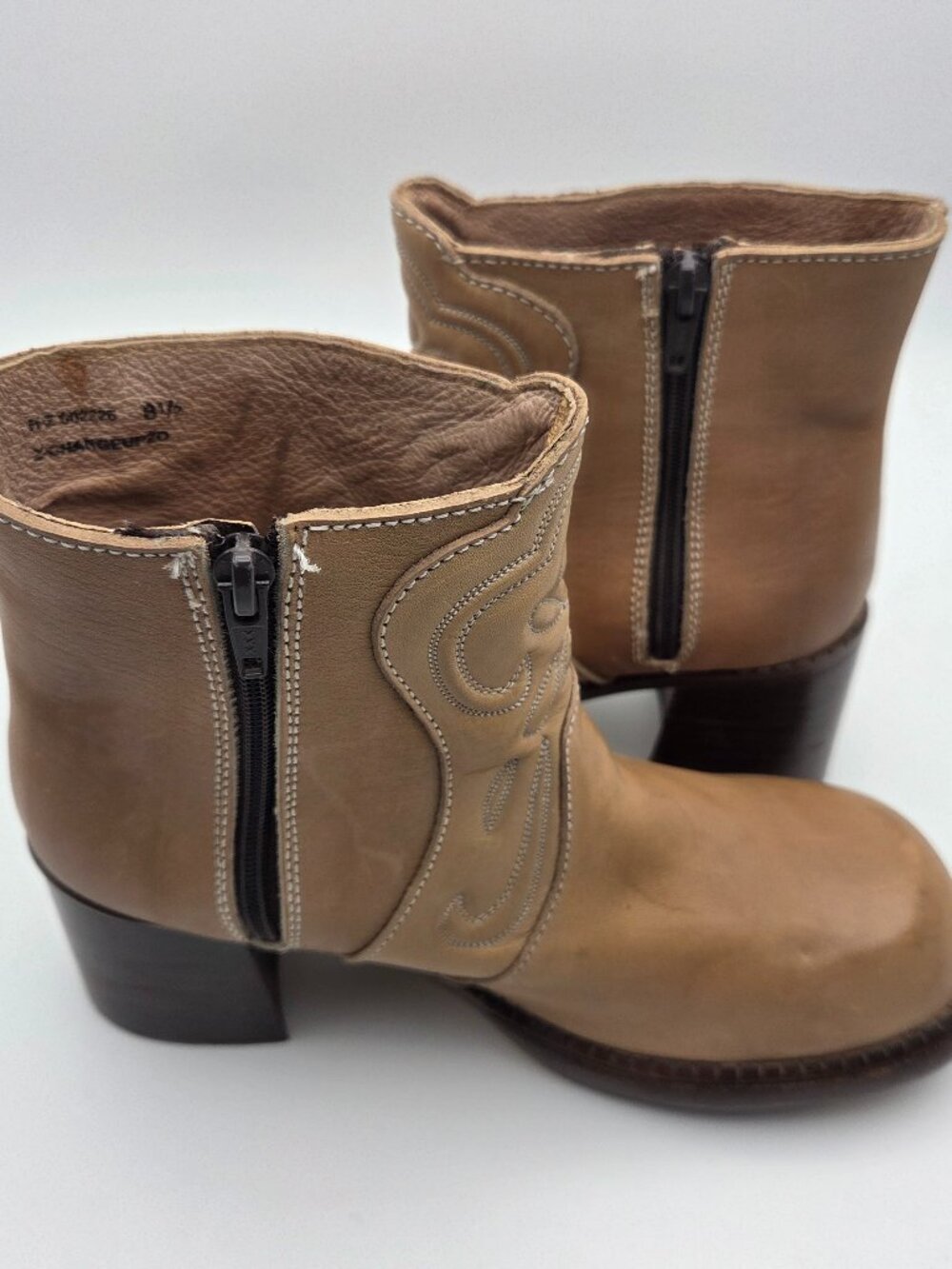 Vtg 9 & Co Tan Leather Western Ankle Boots Cowgirl Booties Zip 8.5